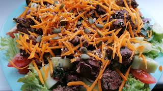 ВКУСНЕЙШИЙ САЛАТ С КУРИНОЙ ПЕЧЕНЬЮ . СОУС ВИНЕГРЕТ.