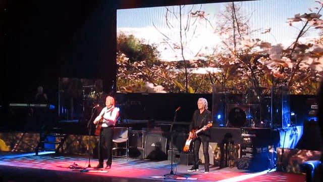 Moody Blues 9-21-2018 Las Vegas Dawn Is A Feeling MVI 7497