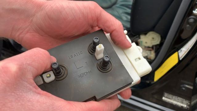 Replacing Lexus / Toyota Seat Controller (Lexus LS430)