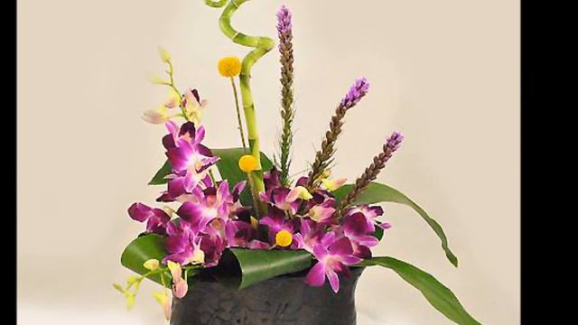 Aranjamente Florale Cu Leucadendron Si Liatris