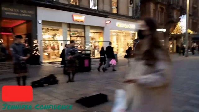 Christmas In Glasgow- IPhone 12 Pro Max & MacBook Pro Shopping, Glasgow Live Band❣️Burger AbokiBrea