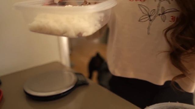 Full Day Of Eating | SHOULDERS & BICEPS