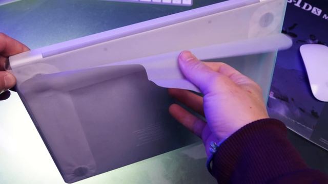 Unboxing MacBook Pro 2021 14