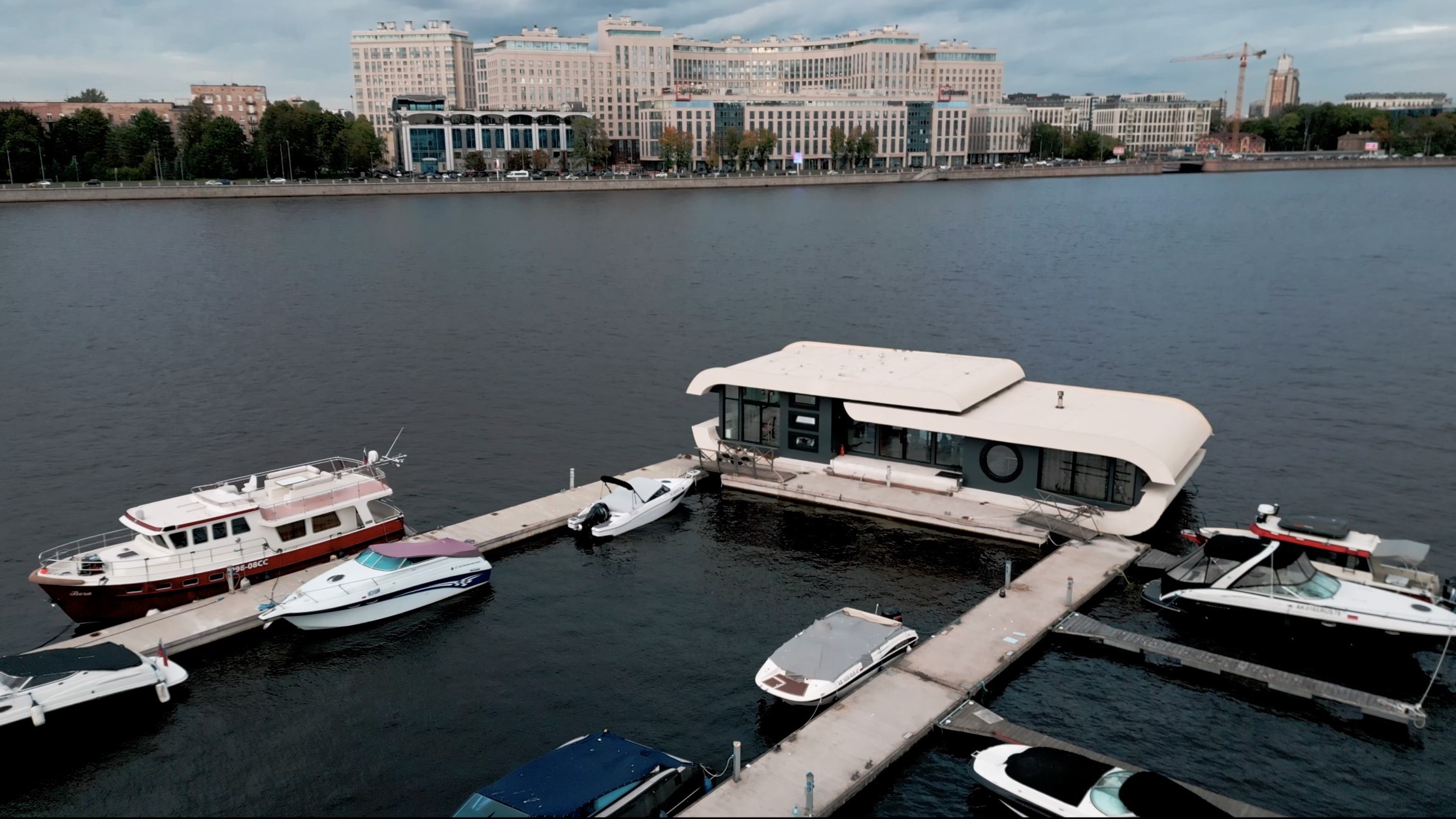Дебаркадер Лопухинский сад