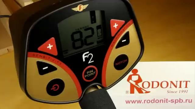 Органы управления металлоискателя Fisher F2