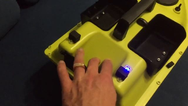 Кораблик D18E на 16 Gps точек. Обновились, распаковка посылки.