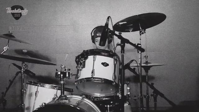 Лев Селезнев /барабаны/ преподаватель Станислав Калинин