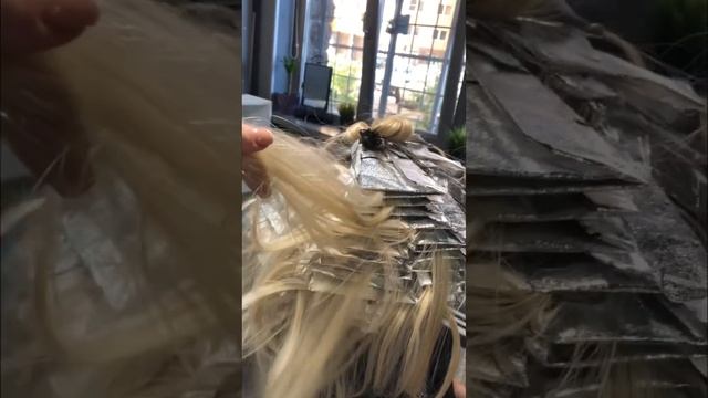 Техника мелирования ?встроили в седину ?