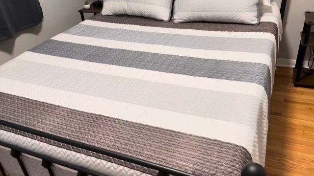 Joyreap 3 Pieces Quilt Set Full Queen, Light Gray N Brown Stripes Design Review
