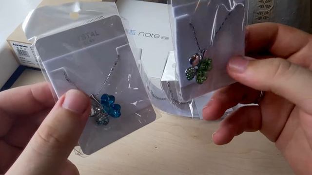 Посылка из Китая, Aliexpress. Бижутерия в виде четырехлистного клевера