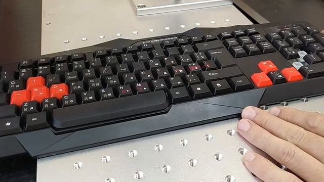 Лазерная гравировка клавиатуры. Оборудование для гравировки клавиатур.