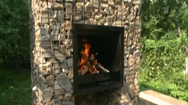 Уличная печь из габионов