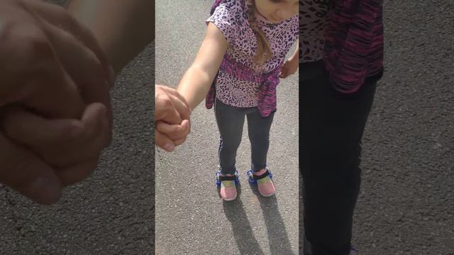 Учимся кататься на пяточных роликах