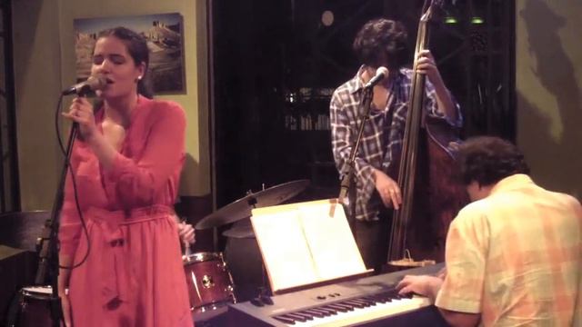 Frederico Heliodoro Convida Laura Lopes 02 Maio 2013