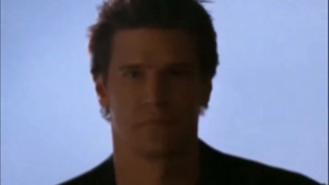 White Street Voice(AJ Fox) Ft Max Pozitiff -- а ты одна такая