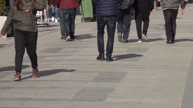 Tv Tera Bitola  Ako Minimalnata Plta E 15 000, Togas Nastavnicite Mora Da Zemaat 37 000 22 11