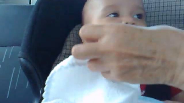 Matias Varela Manotas-comiendo Guineo Maduro