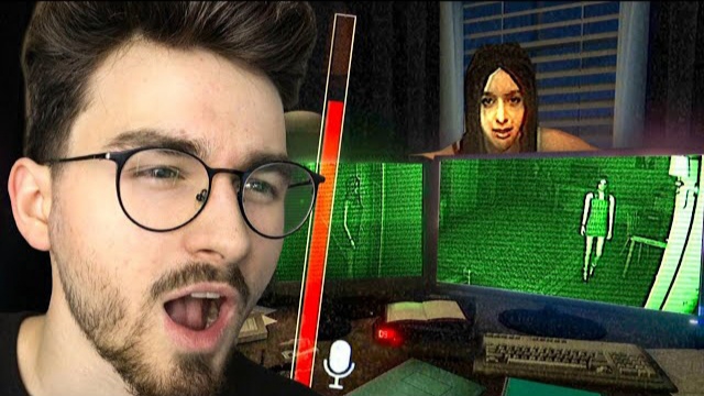 Сталкерша ПРОБРАЛАСЬ в дом и СЛЫШИТ НАС через микрофон