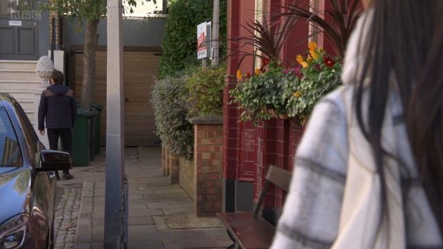 EastEnders - Chelsea Runs Home But Gets Caught By Gray! | 18th January 2022