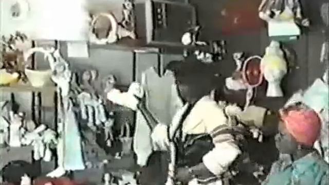 Cine Bizarro 83 -  Anticuario