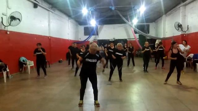 Fitneesbox Con Profe Gloria Pires Aerobox