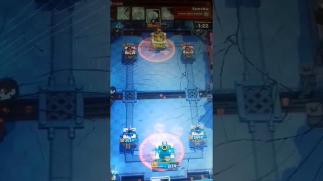 Empate A Tres Coronas