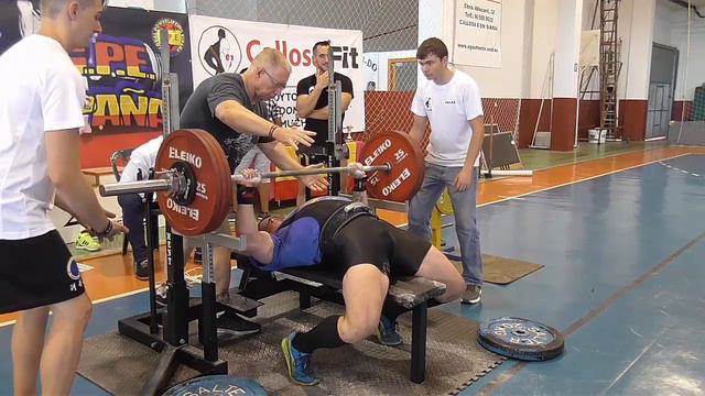 41979734de8aeebfb46a646417629f65