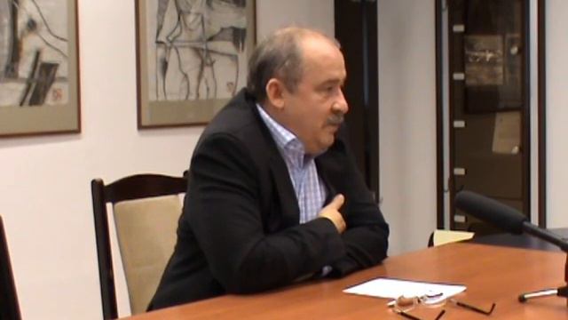 2014-11-11 Dóra Ottó Polgármester Sajtótájékoztatója