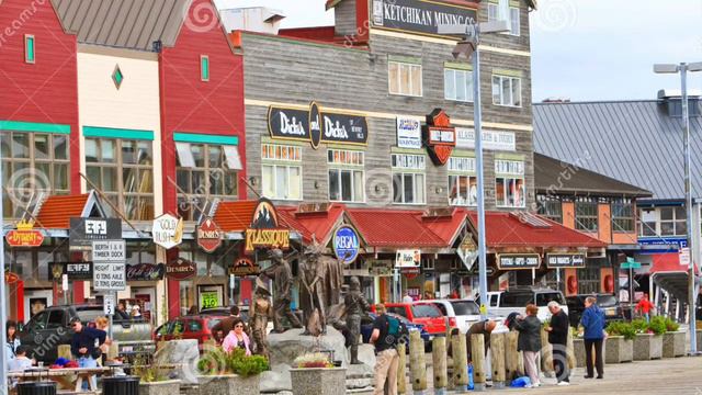 Original GarageBand Song  Mobile (Get It Moving)  Techno