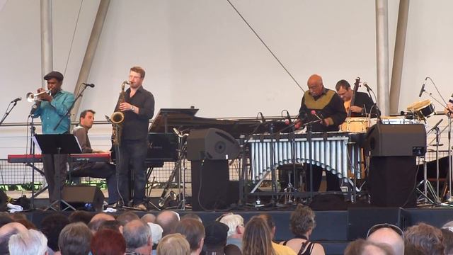 Mulatu Astatke Live Paris Jazz Festival 2012-07-22