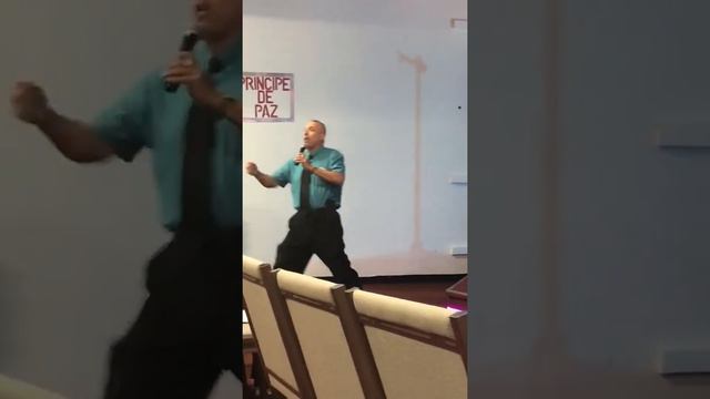 Evangelista Internacional: Manuel Torres; Sostenidos Mirando Al Invisible.