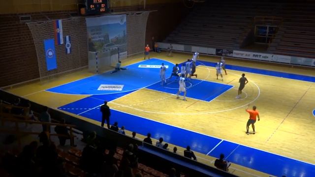 F1033202acd8417d6c96c11aa622d29c