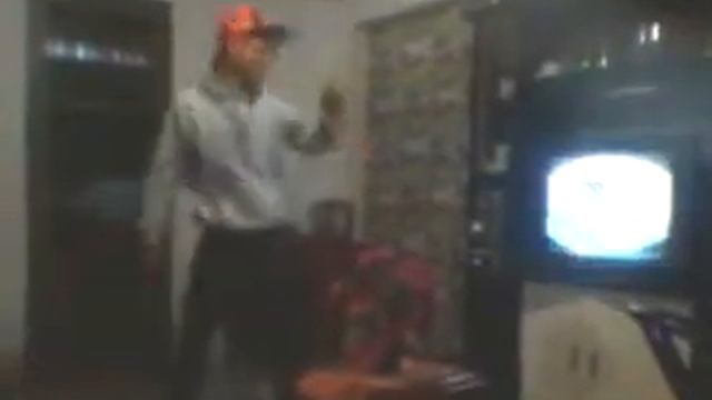 Helthon Martins Oliveira, Manjando Na Dança Do Piripaque Do Chaves!!!