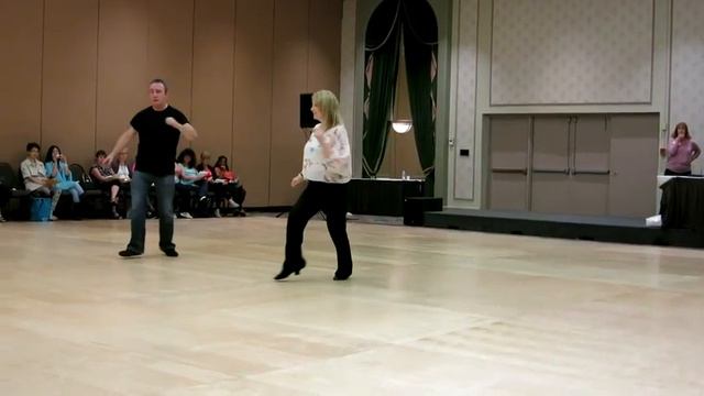 Get Ugly ~ Demo By Neville Fitzgerald & Julie Harris - Line Dance