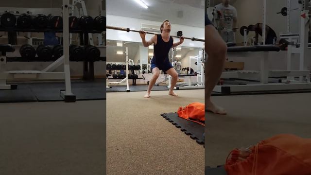 Работа с грифом+ жим сидя...