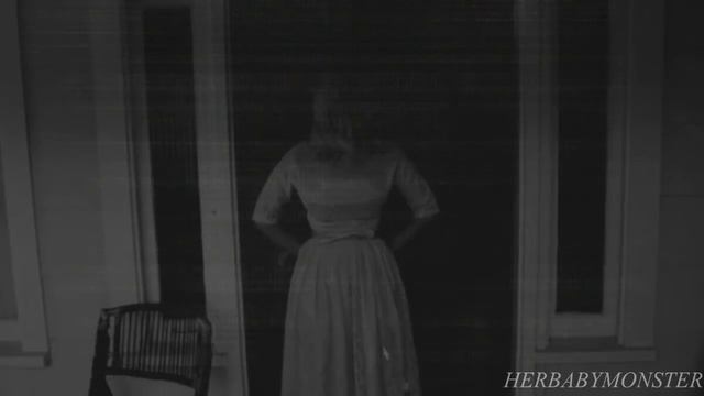 { Queen Of No Identity :: Marina Diamandis }