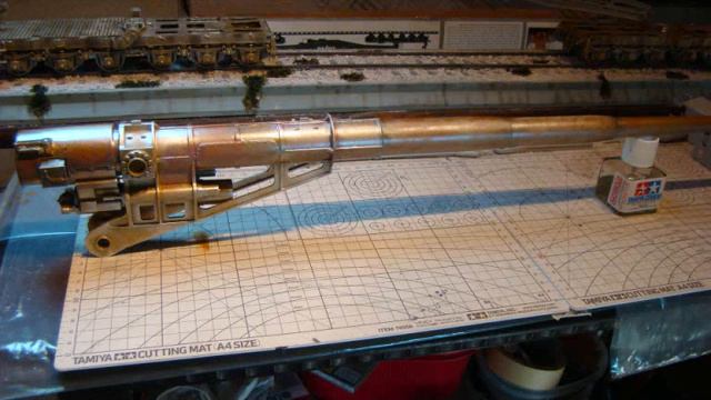 1/35 ''Leopold'' Gun By TRUMPETER.wmv