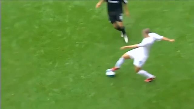 Adel Taarabt Incredible Nutmeg Vs Derby HD
