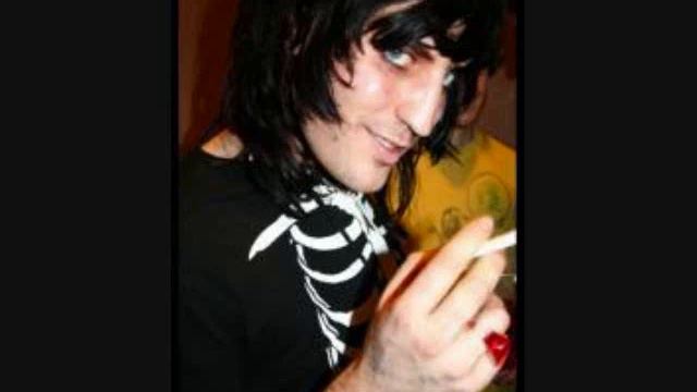 She Wishes Her Boyfriend Looked More Like Noel Fielding