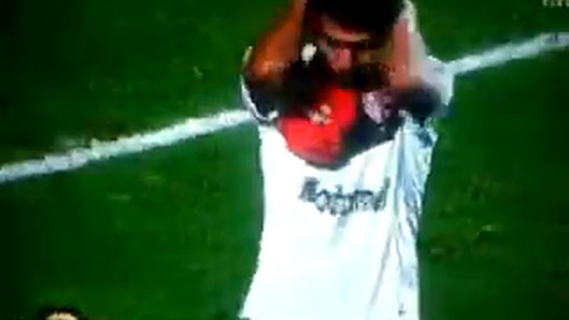 RINALDO CRUZADO FALLA PENAL - Atlético Mineiro Vs Newell´s Old Boys - Copa Libertadores 2013