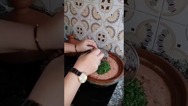طاجين ب ليبولات تع الجاج المرحي تهبل 😋🇩🇿مع سباقيتي ،🍝