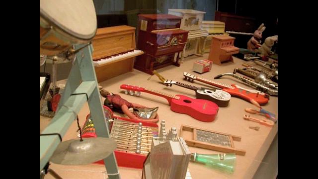 Pascal Comelade - Deep Sound Of Bobby Perou