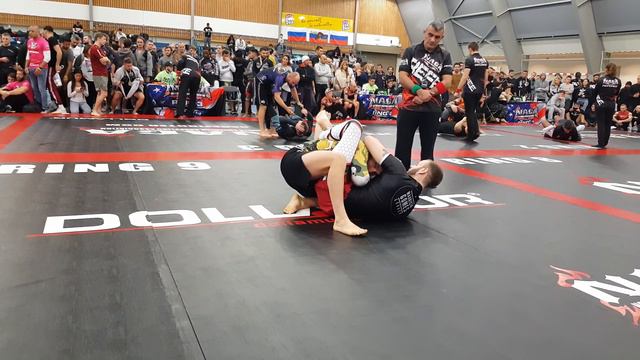 4362d5b48848b7dc34dda164ff68124c