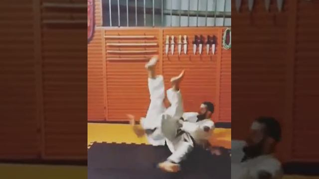 8b9764ae623d23948949cb62eb34a20e