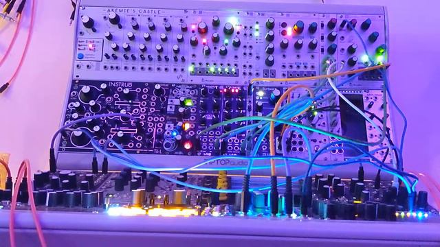 Qu-Bit Surface - Synth Bass - Ft. Fracture Crater Hat Bloom Rene And Cs-L