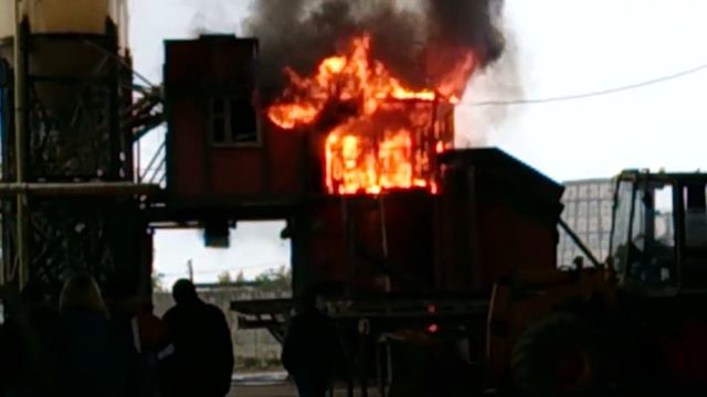 Пожар на базе Нового Века (1)