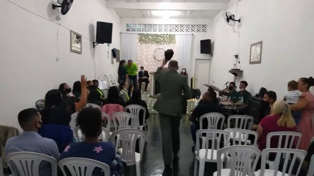 Levita Yasmin Assembleia Do Pastor Deon -No Tempo Dele (cover)