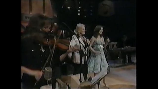 Lynn and Martina McBride The Grand Ol' Opry 2005