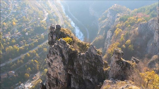 68defeec1f589464423f20aa03870d53