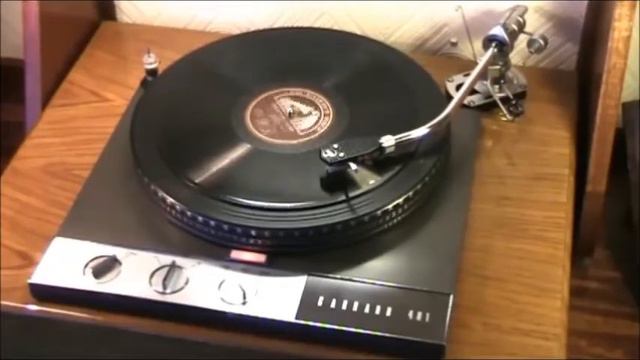 Ray Noble And His New Mayfair Orchestra – Living In Clover